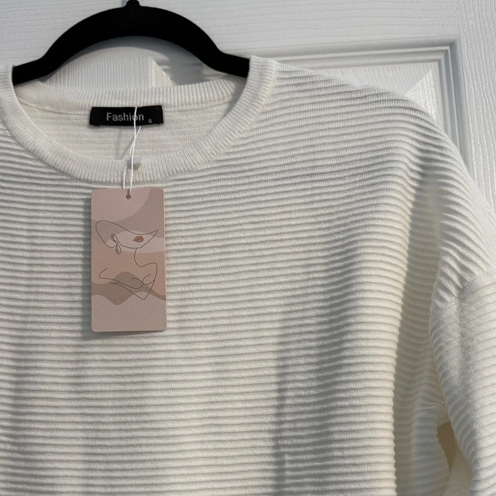 White Ribbed Sweater - Picture 2 of 3